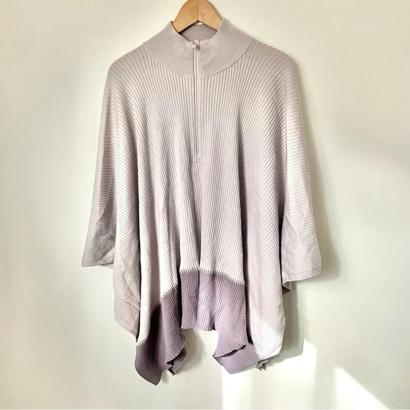 Lululemon 2021 On The Go Poncho Chrome /  Dusky Lavender - Picture 8 of 10